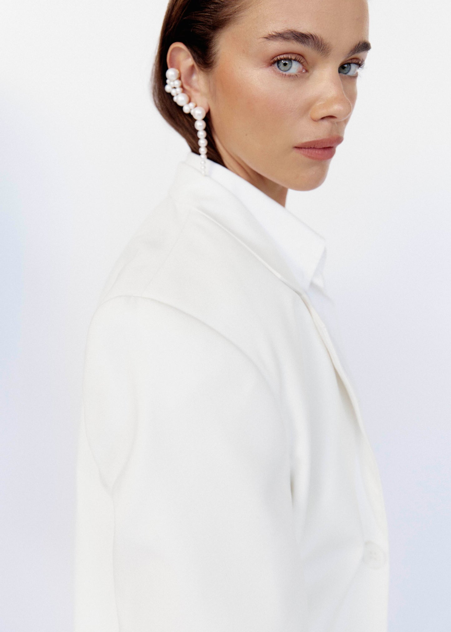 CHLOE EARRING